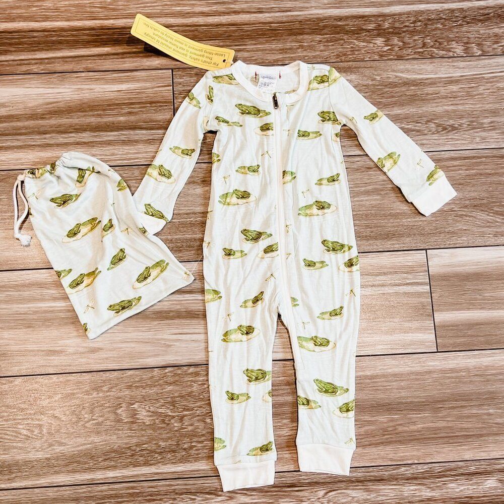 NWT! Milkbarn Frog Lily Pad Leapfrog Bamboo Zipper Footless Pajama with Satchel